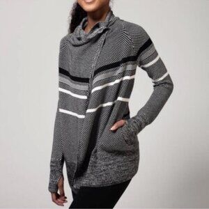 Ivivva Girls Size 12 Feelin Toasty Cardigan Black Grey Stripe Wrap Lululemon Kid